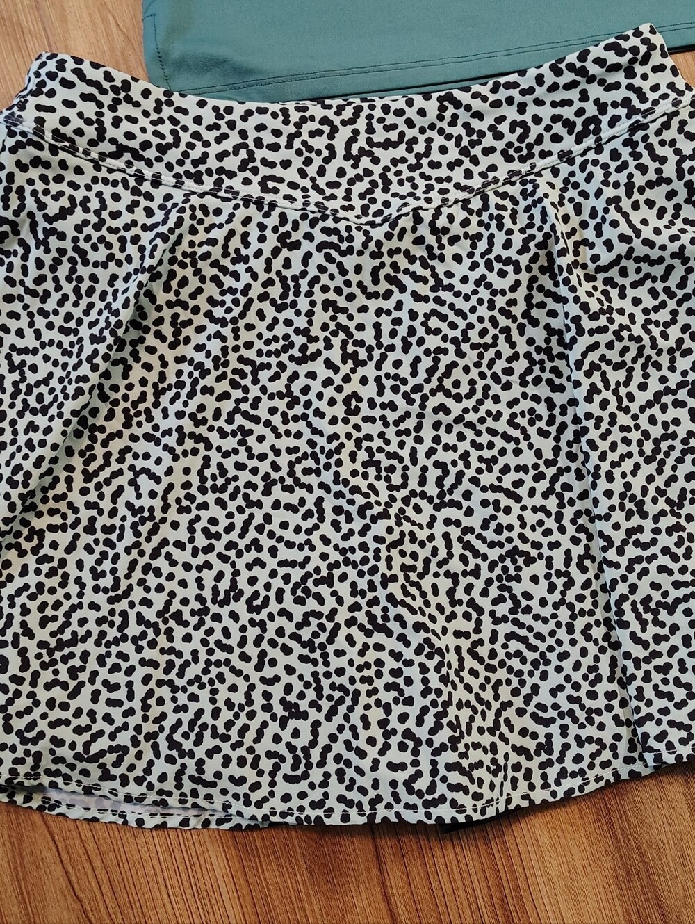 Bad Birdie Women 3 Piece Golf Outfit Set Medium Polo Tank Top Skort Animal Print - Picture 4 of 12